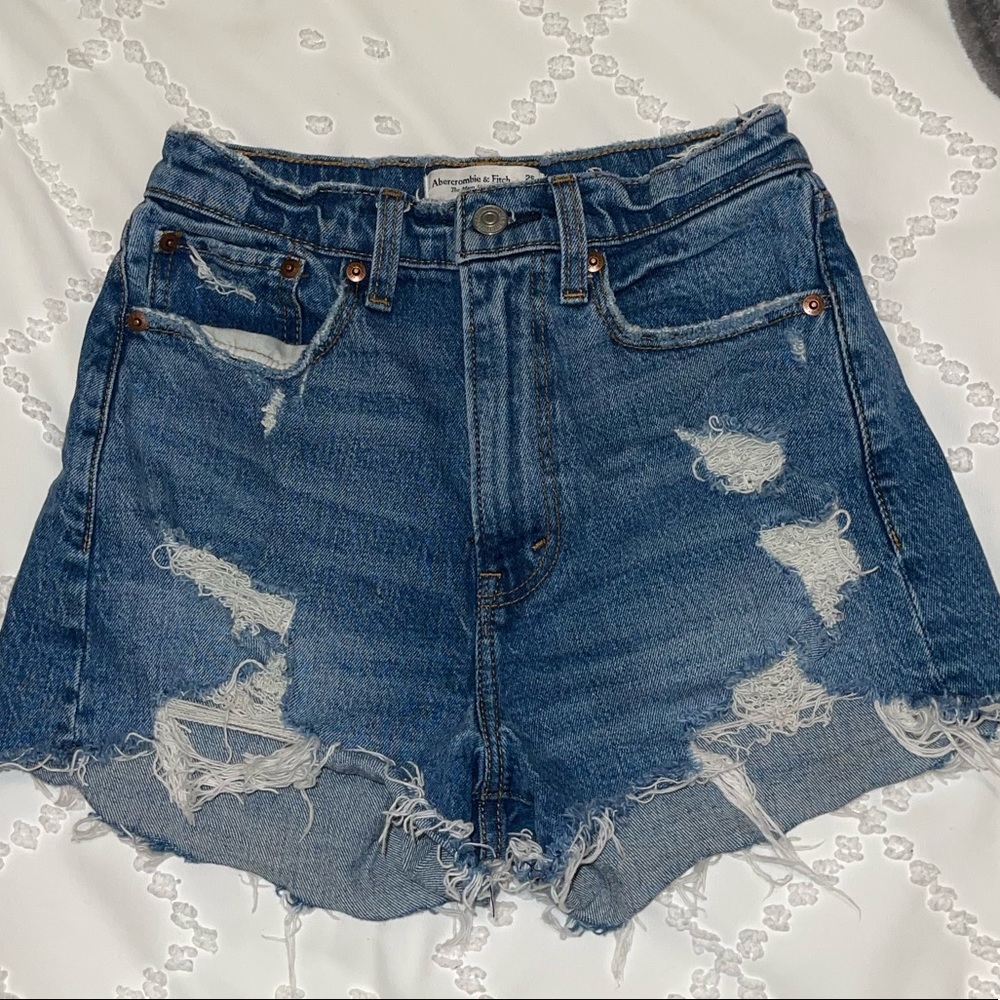 A&F High Rise Mom Shorts size 25
